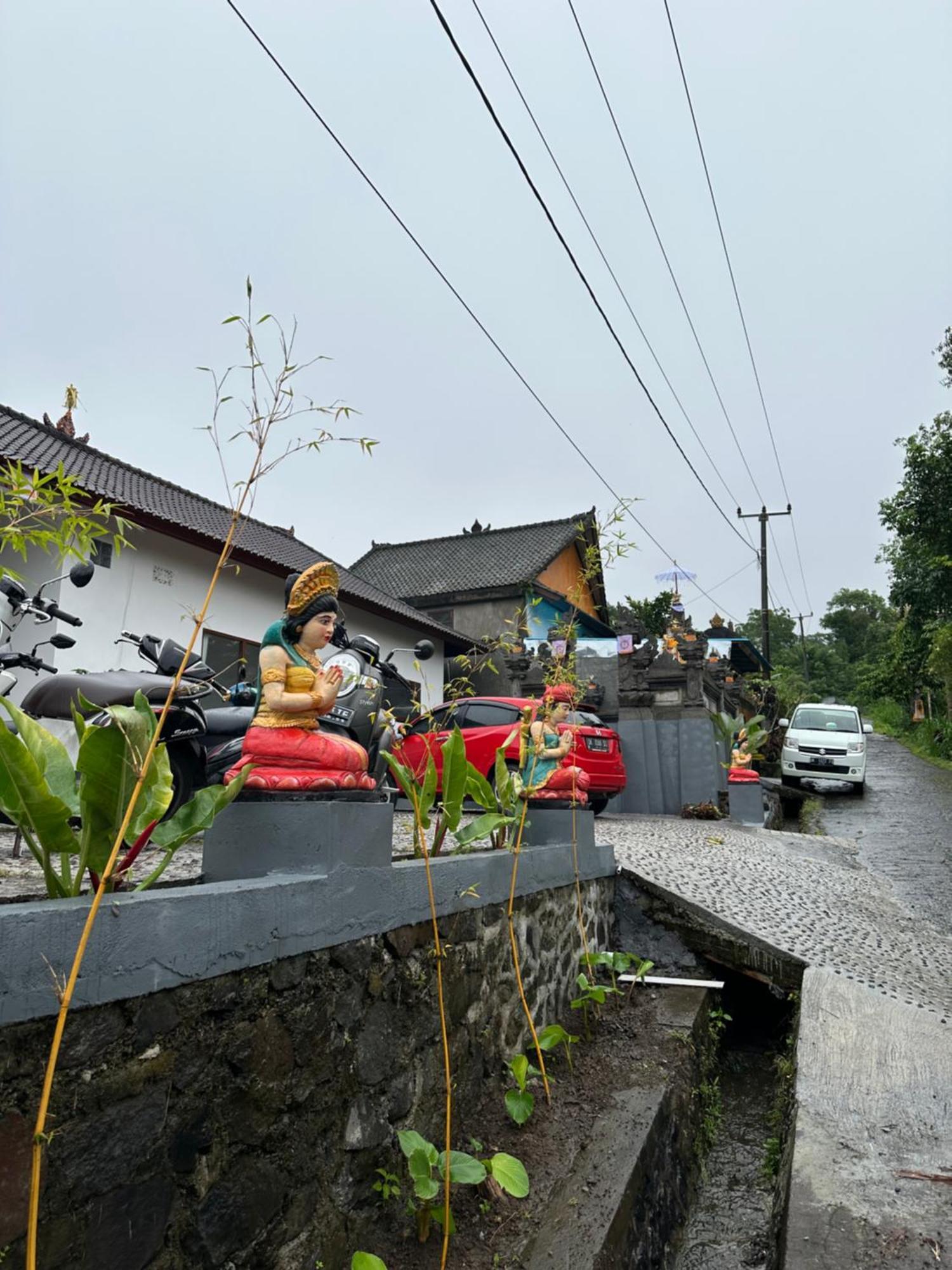 BesakihBali Basuki Retreat Center公寓 外观 照片