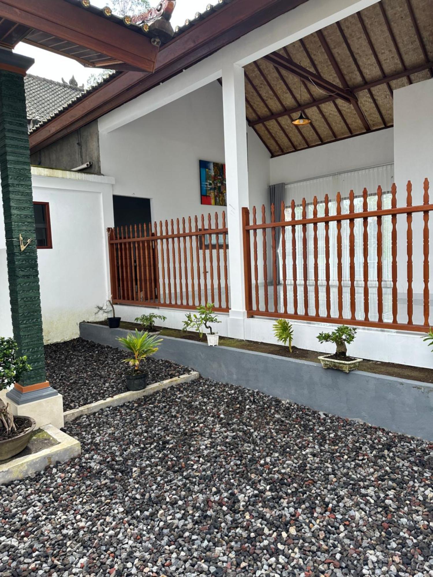 BesakihBali Basuki Retreat Center公寓 外观 照片